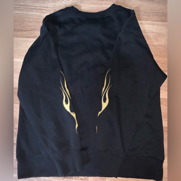 Forever 21 x Hot Wheels Crewneck - Picture 5 of 5